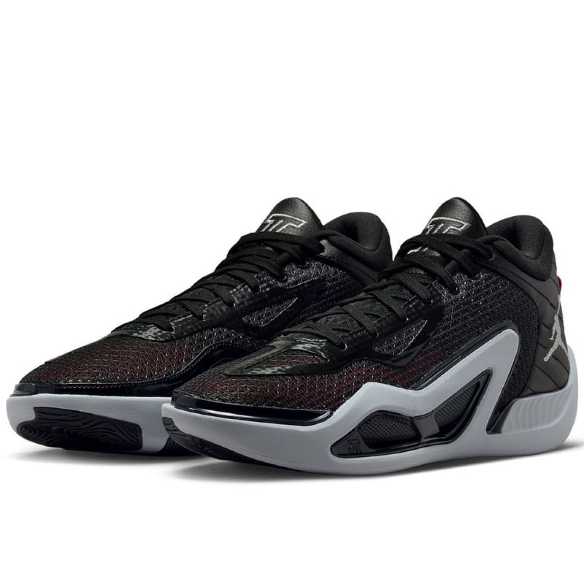 NIKE JORDANバッシュ 黒テイタム1