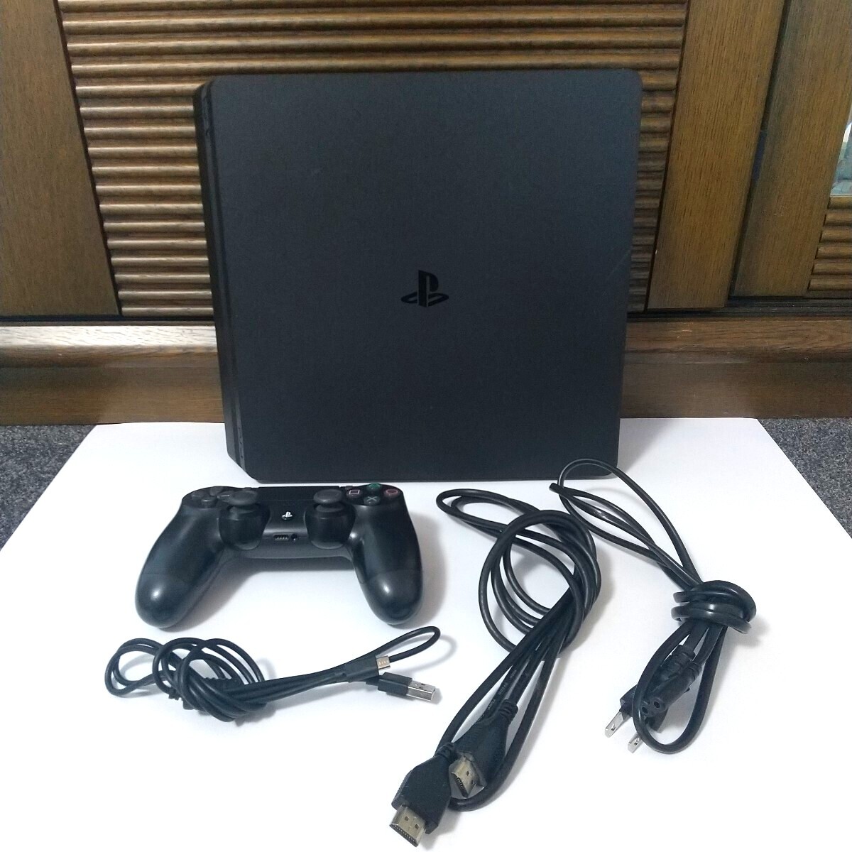 完動品 SONY PS4 Slim CUH-2100B 1TB ジェットブラック 初期化済み 動作確認済み 中古　封印シールありFW12.00　プレイステーション4 本体