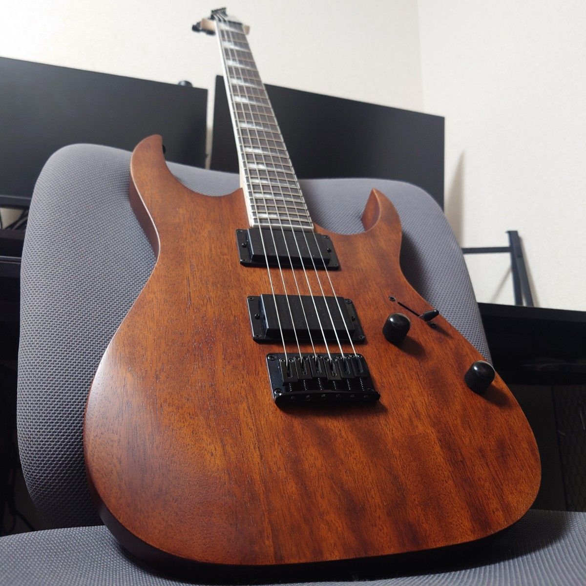 美品】GIO Ibanez GRG121DX-WNF|Yahoo!フリマ(旧PayPayフリマ) 美品】GIO Ibanez GRG121DX-WNF|Yahoo!フリマ(旧PayPayフリマ)