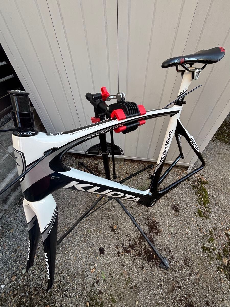 KUOTA KHARMA EVO ロードバイク_カーボンフレーム サイズ 570(XL KUOTA KHARMA EVO ロードバイク_カーボンフレーム サイズ 570(XL