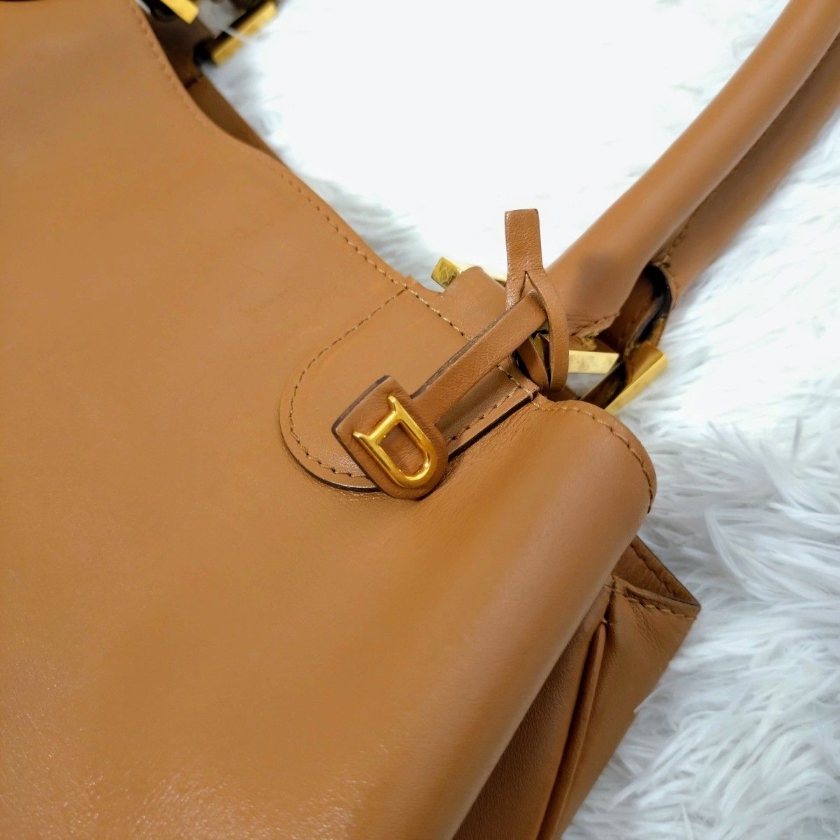 美品】DELVAUX デルヴォー キャメル トートバッグ 保存袋付き D 美品】DELVAUX デルヴォー キャメル トートバッグ 保存袋付き D