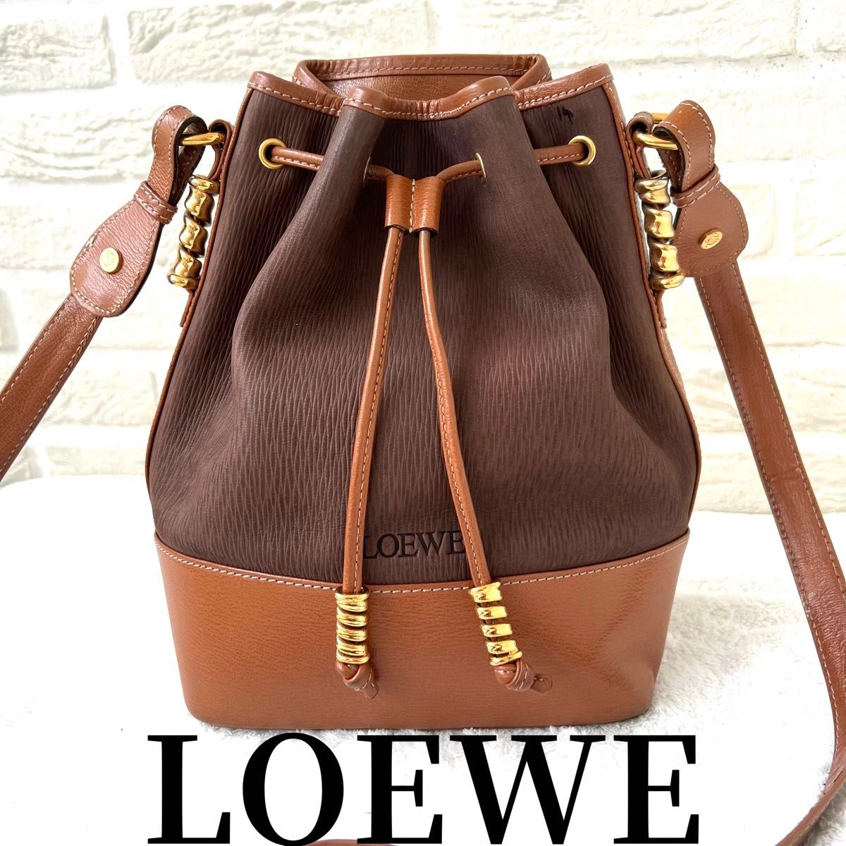 LOEWE ロエベ 巾着 ショルダーバッグ 秋カラー 正規品 ブラウン LOEWE ロエベ 巾着 ショルダーバッグ 秋カラー 正規品 ブラウン