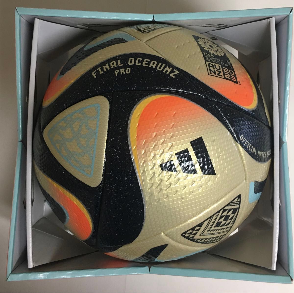 アディダス モルテン サッカー ボール FIFAW杯2023 ファイナル アディダス モルテン サッカー ボール FIFAW杯2023 ファイナル