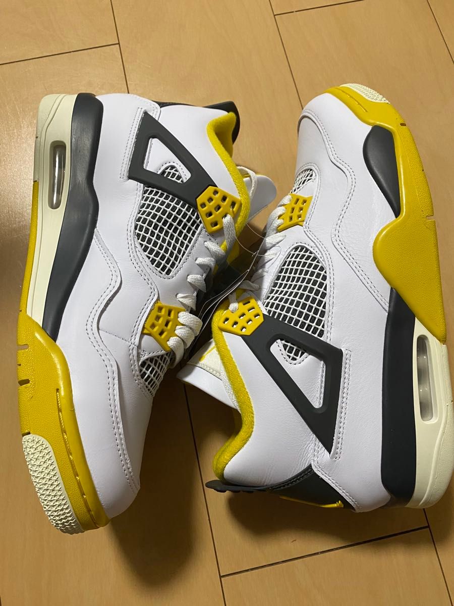 Nike Air Jordan 4 Retro Vivid Sulfur ナイキ エアジョーダン4 Nike Air Jordan 4 Retro Vivid Sulfur ナイキ エアジョーダン4