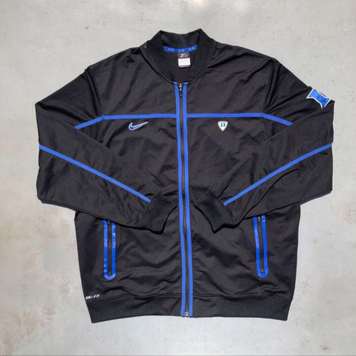 超希少 nike DUKE デューク大学 刺繍ロゴ ジャージ セットアップ 超希少 nike DUKE デューク大学 刺繍ロゴ ジャージ セットアップ