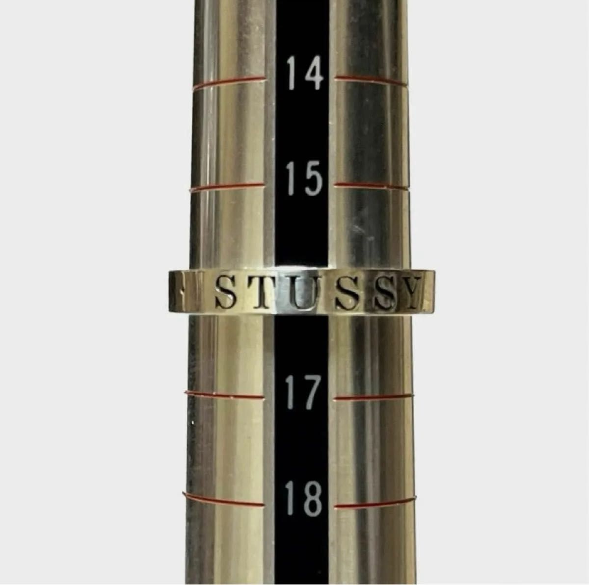 STUSSYステューシー SILVERロゴリング約16号位 LIVE LARGE STUSSYステューシー SILVERロゴリング約16号位 LIVE LARGE