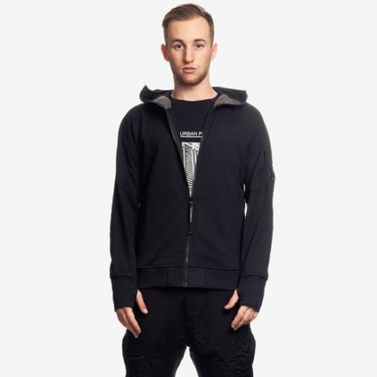 C P COMPANY Technical Zip Foodie XL 09CMSS035A テクニカル C P COMPANY Technical Zip Foodie XL 09CMSS035A テクニカル