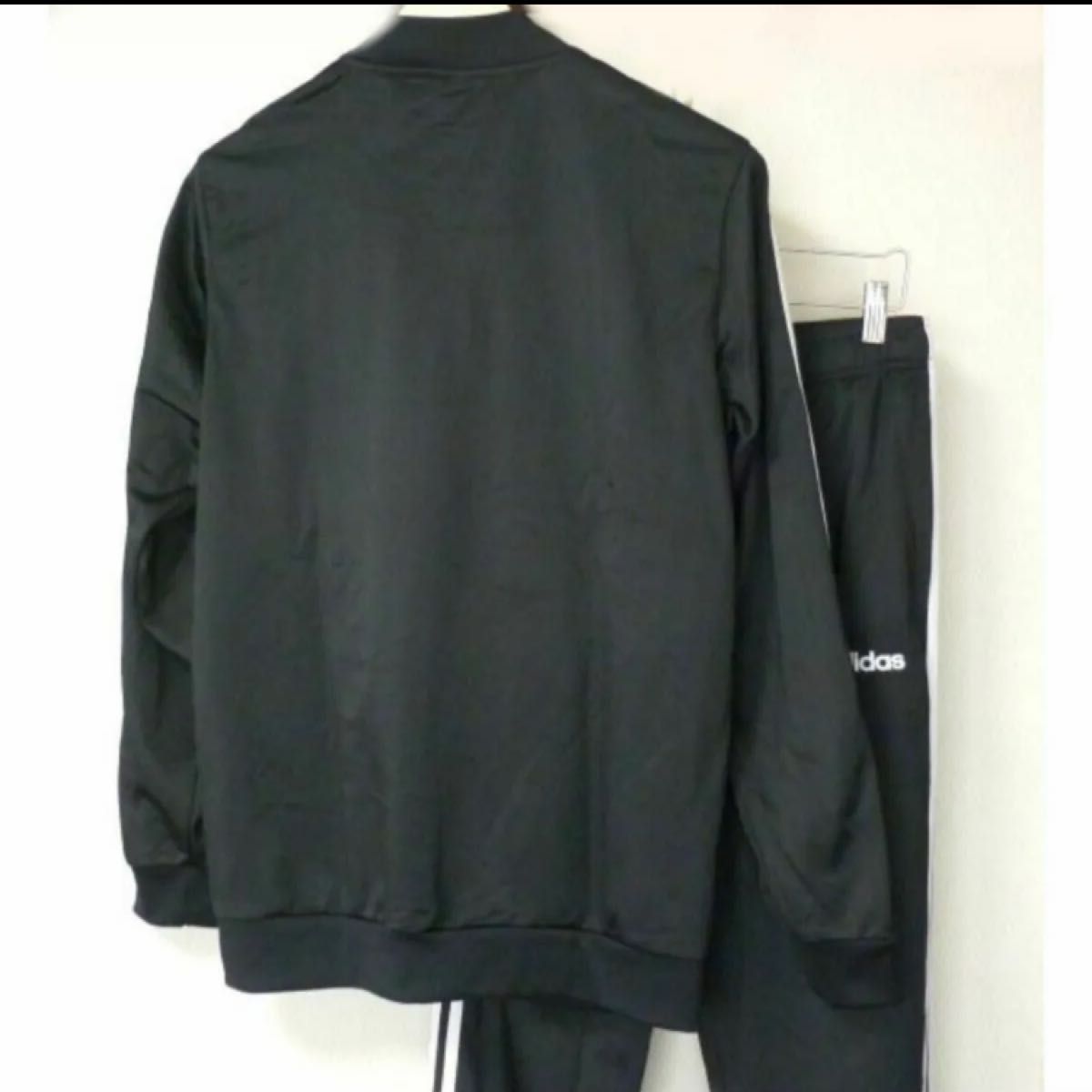 大きいサイズXO(2XL) 新品 アディダス正規品黒ジャージ上下 大きいサイズXO(2XL) 新品 アディダス正規品黒ジャージ上下
