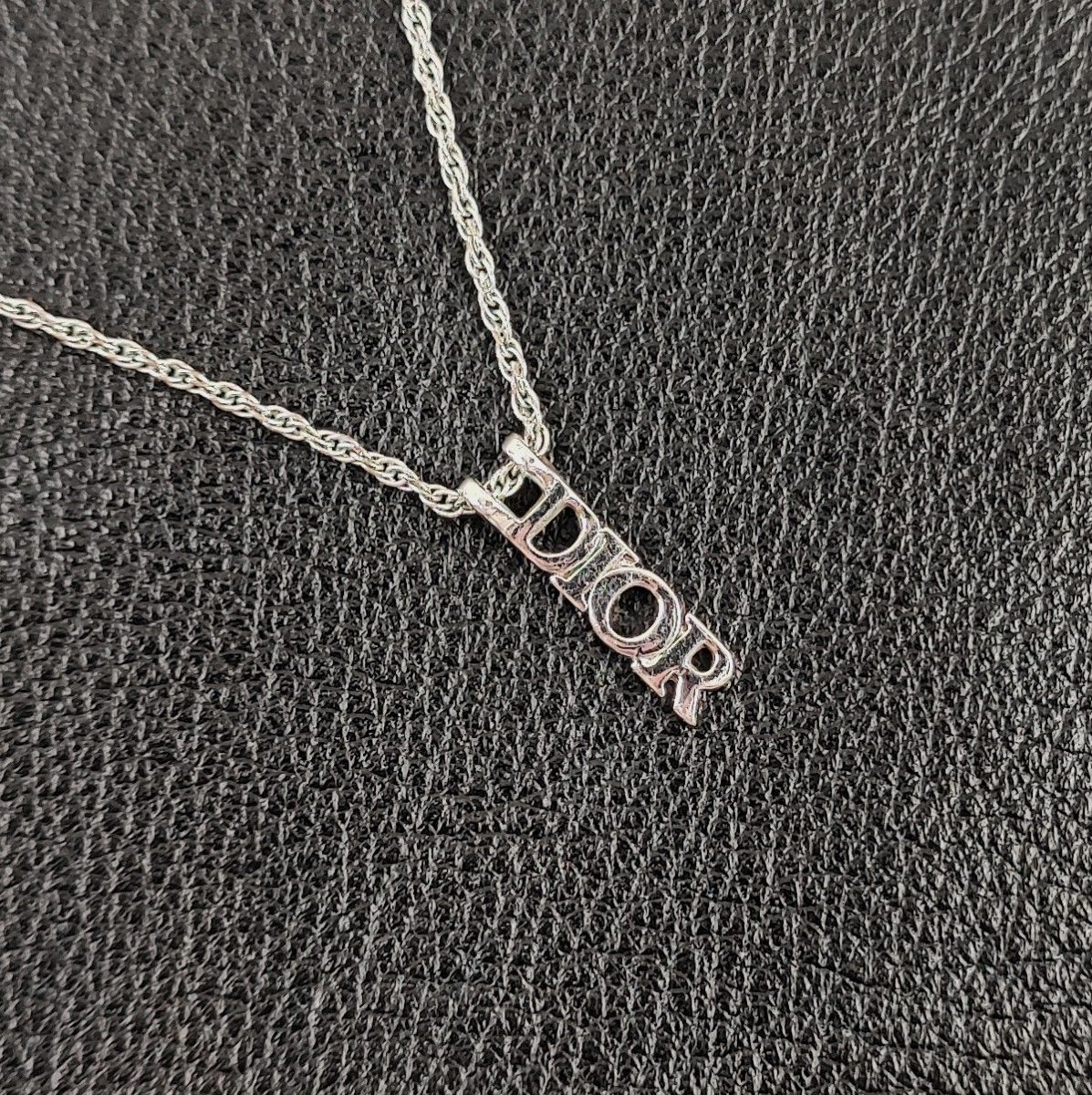 DIOR ディオール ネックレス ロゴ シルバー|Yahoo!フリマ(旧 DIOR ディオール ネックレス ロゴ シルバー|Yahoo!フリマ(旧