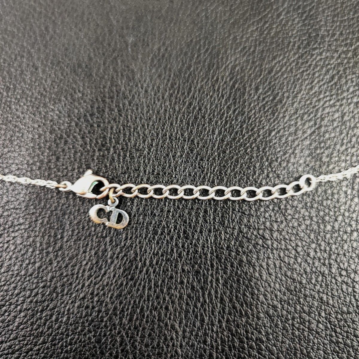 DIOR ディオール ネックレス ロゴ シルバー|Yahoo!フリマ(旧 DIOR ディオール ネックレス ロゴ シルバー|Yahoo!フリマ(旧