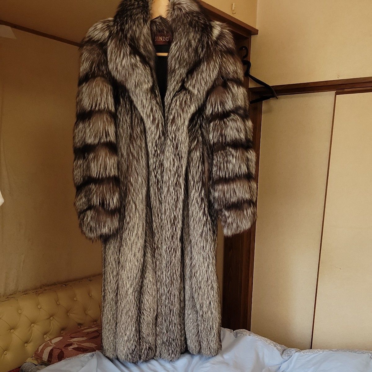 超極美品 フォックスファーコート 毛皮 リアルファー JINDO 超 超極美品 フォックスファーコート 毛皮 リアルファー JINDO 超