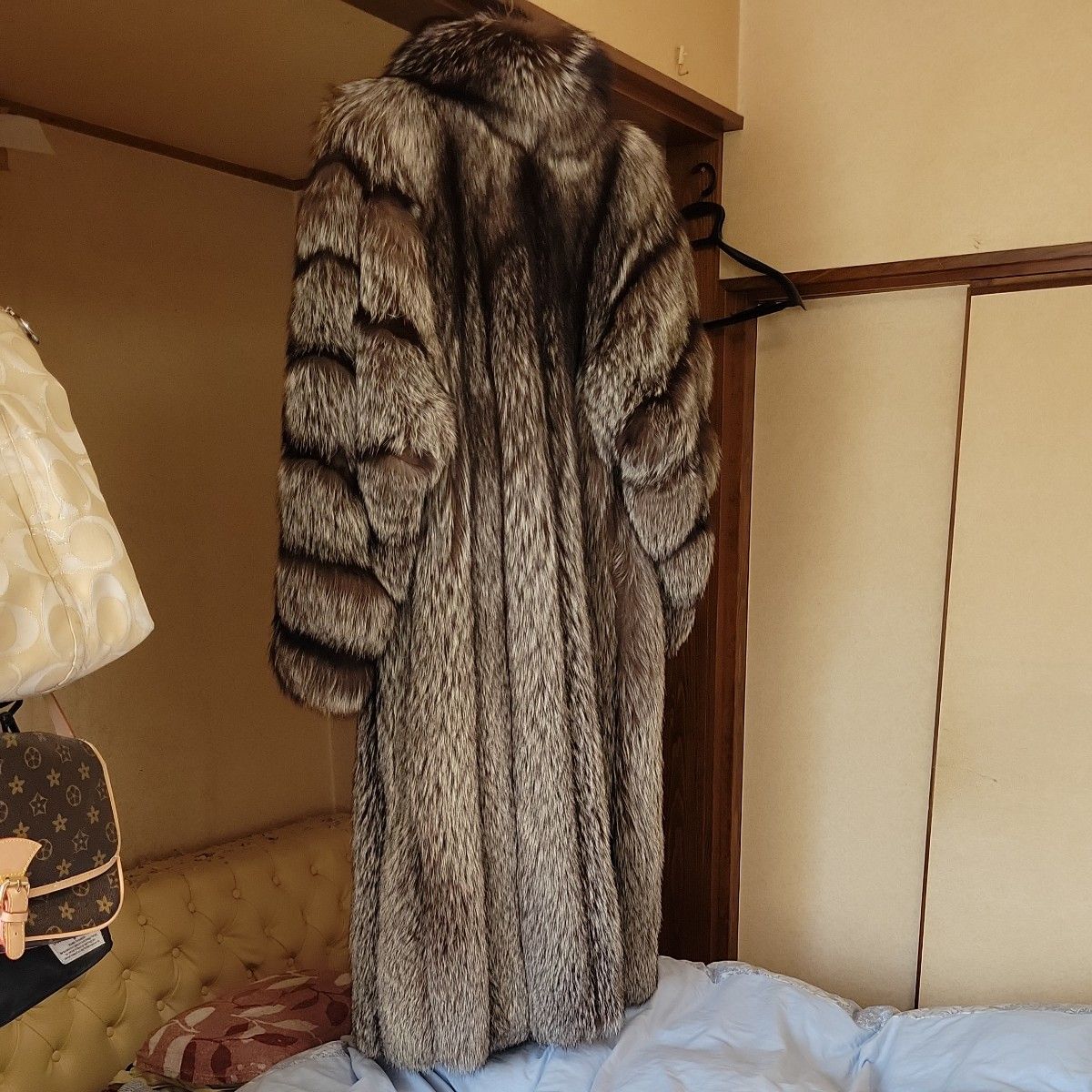 超極美品 フォックスファーコート 毛皮 リアルファー JINDO 超 超極美品 フォックスファーコート 毛皮 リアルファー JINDO 超