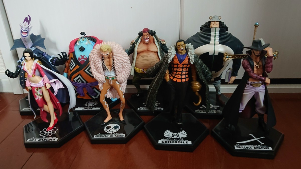 Paypayフリマ One Pieceフィギュア 王下七武海 プレート付き Paypayフリマ One Pieceフィギュア 王下七武海 プレート付き