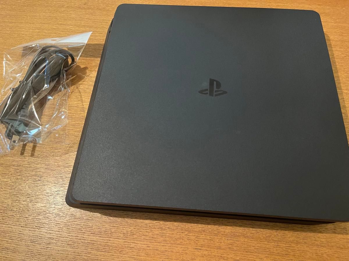 SONY ソニー Playstation4 PS4 CUH-2200A 通電確認 初期化済 SONY ソニー Playstation4 PS4 CUH-2200A 通電確認 初期化済