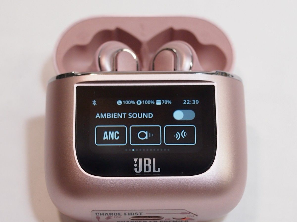 JBL TOUR PRO 2 ワイヤレスイヤホン スマートタッチディスプレイ JBL TOUR PRO 2 ワイヤレスイヤホン スマートタッチディスプレイ