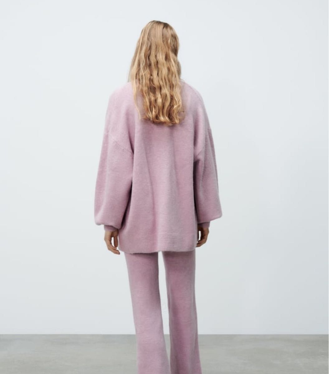 美品】ZARA ニットカーディガン Sサイズ 薄紫 ピンク セーター 美品】ZARA ニットカーディガン Sサイズ 薄紫 ピンク セーター