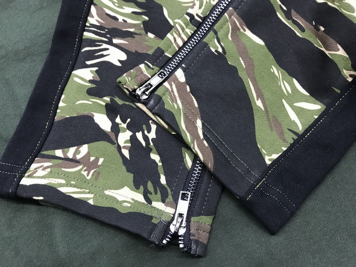 USA限定 【XL】 ブラックピラミッド BLACKPYRAMID 日本未入荷 USA限定 【XL】 ブラックピラミッド BLACKPYRAMID 日本未入荷