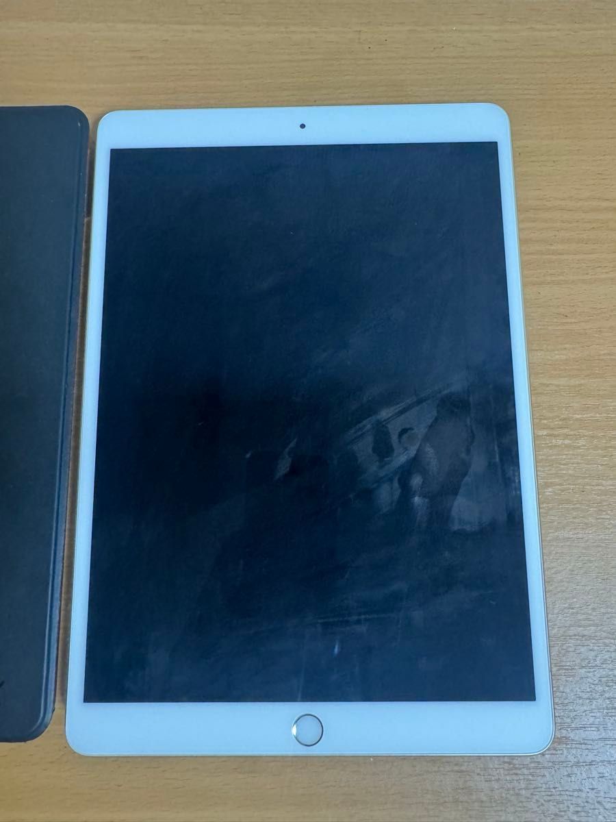 iPad Pro 10 5インチ Wi-Fi 64GB シルバー MQDY2J/A A1701 動作 iPad Pro 10 5インチ Wi-Fi 64GB シルバー MQDY2J/A A1701 動作