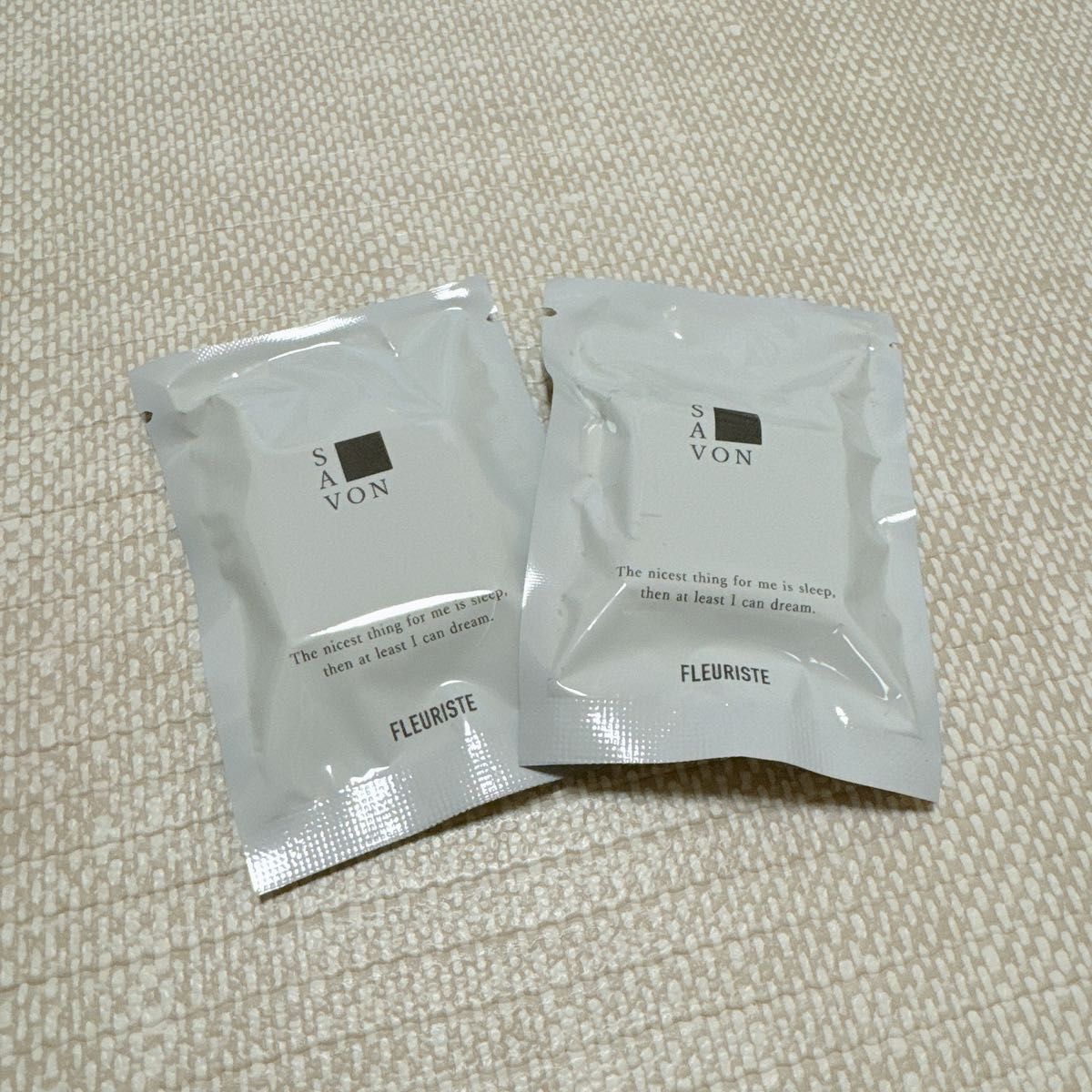 FLEURISTE フルリスト アロマ機能付き 布団乾燥機 ダニ予防 靴 FLEURISTE フルリスト アロマ機能付き 布団乾燥機 ダニ予防 靴