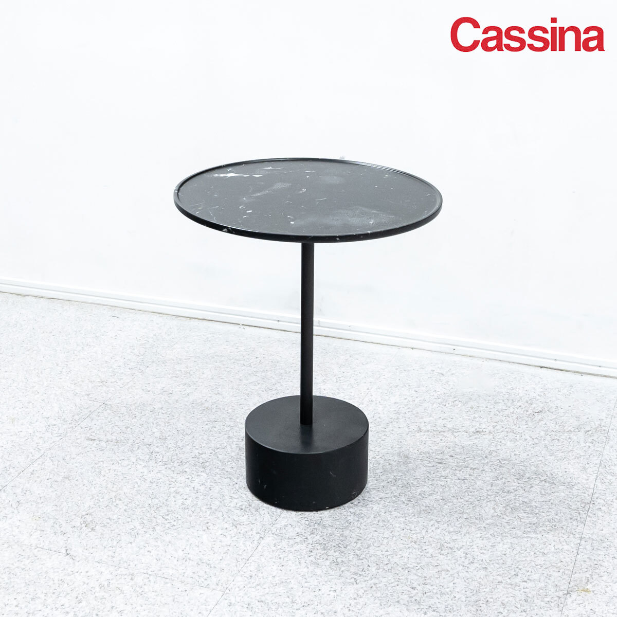 展示品】Cassina カッシーナ 194 9 NOVE ノーヴェ サイド 展示品】Cassina カッシーナ 194 9 NOVE ノーヴェ サイド