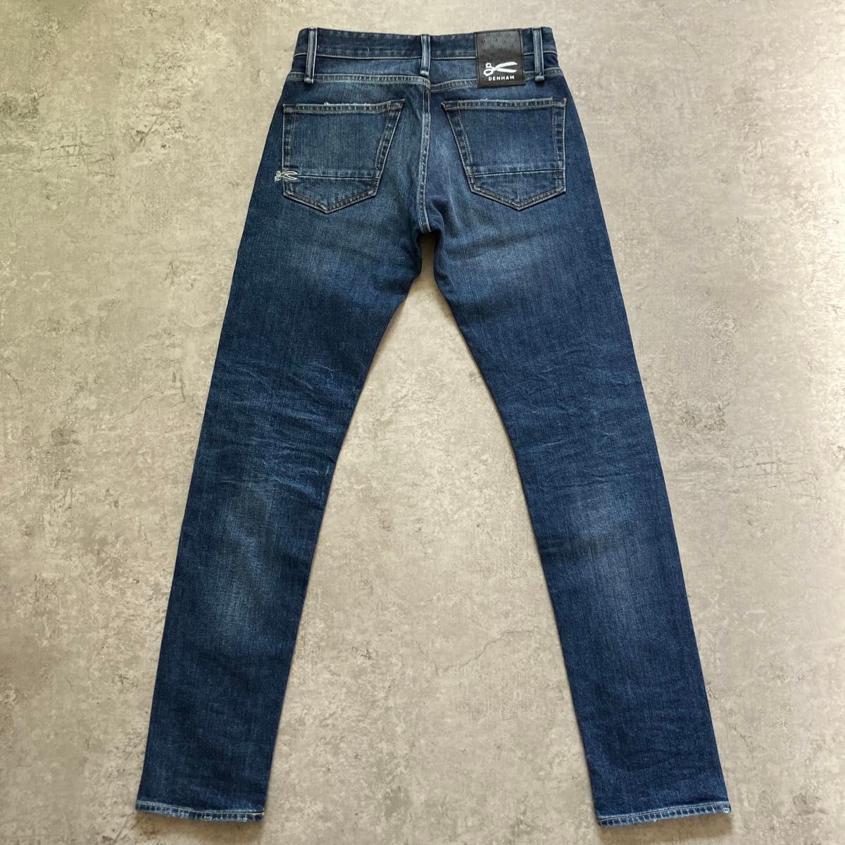 週末限定特価】希少イタリア製DENHAM RAZOR W28 デンハム 週末限定特価】希少イタリア製DENHAM RAZOR W28 デンハム