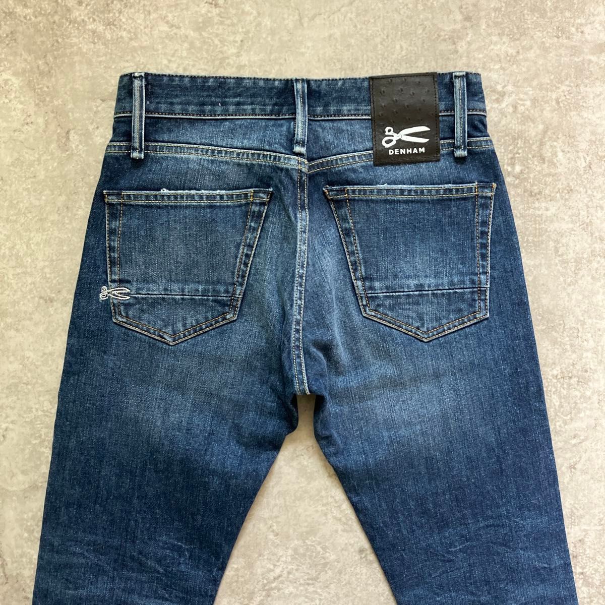 週末限定特価】希少イタリア製DENHAM RAZOR W28 デンハム 週末限定特価】希少イタリア製DENHAM RAZOR W28 デンハム