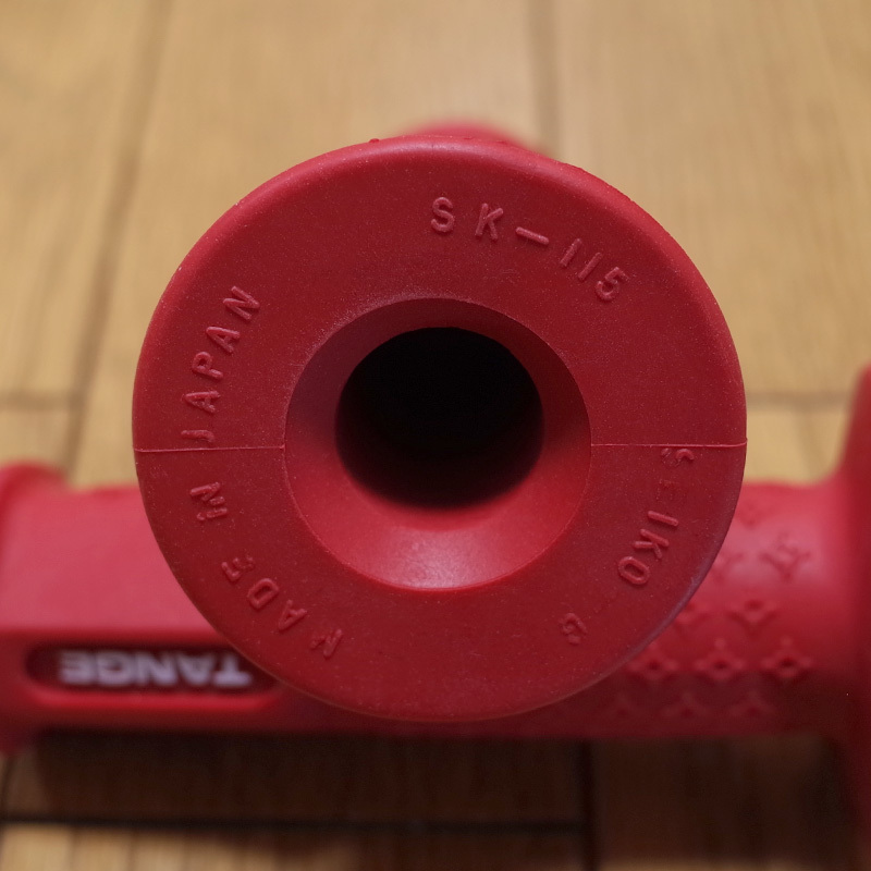 Yahoo!オークション - 自転車 グリップ TANGE SK-115 赤 レッド Yahoo!オークション - 自転車 グリップ TANGE SK-115 赤 レッド