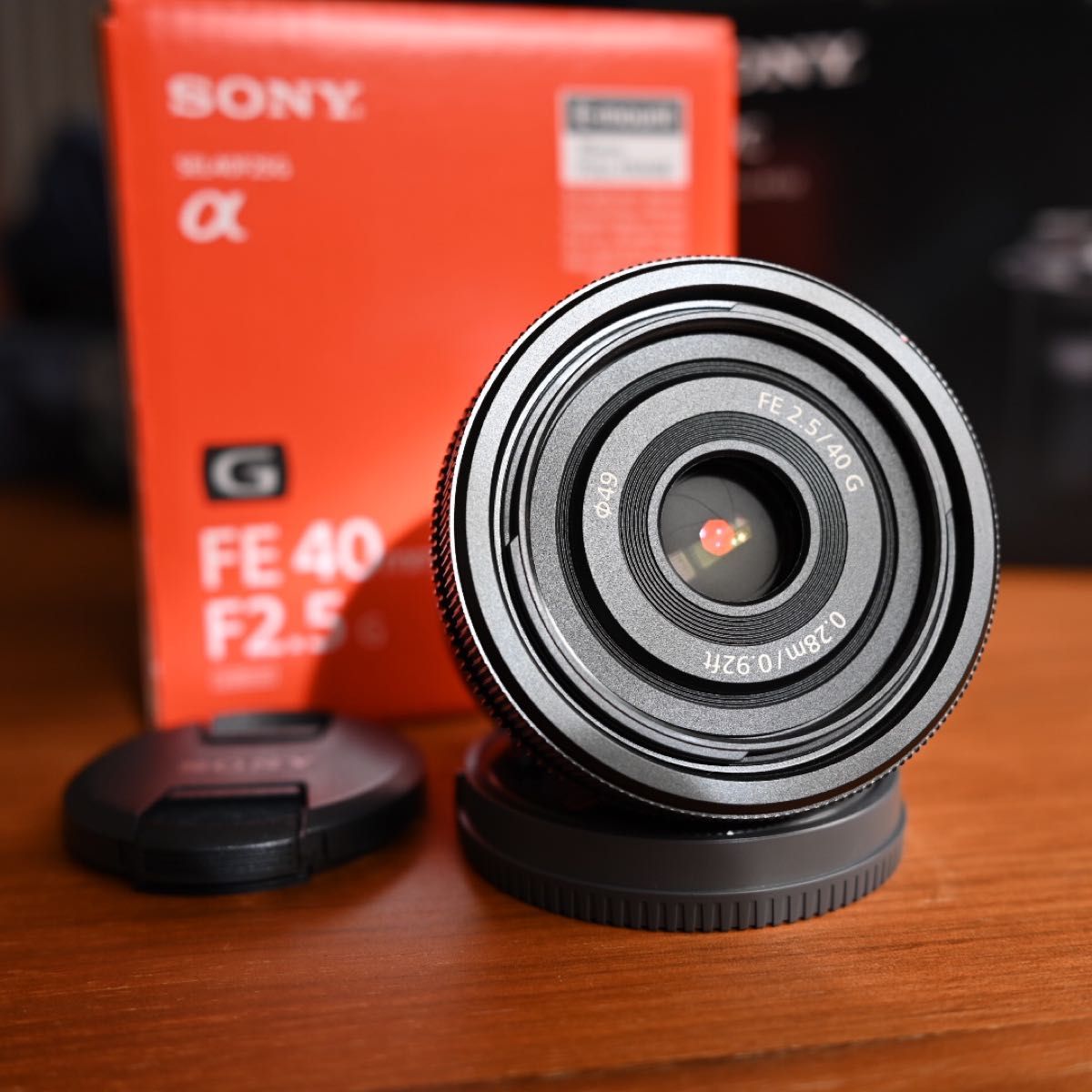 極美品】 SONY 単焦点レンズ FE 40mm F2 5 G(SEL40F25G)メーカー 極美品】 SONY 単焦点レンズ FE 40mm F2 5 G(SEL40F25G)メーカー