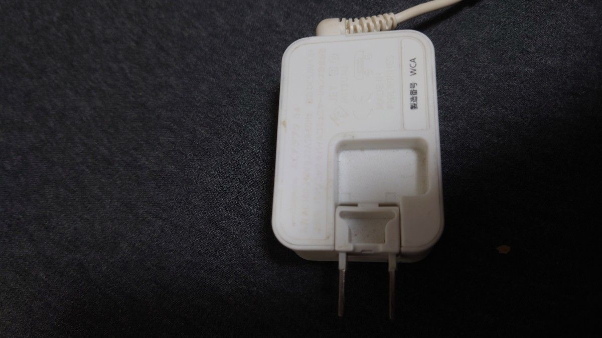 docomo純正 充電アダプタ04 ドコモACアダプタ04 スマホ充電器 docomo純正 充電アダプタ04 ドコモACアダプタ04 スマホ充電器