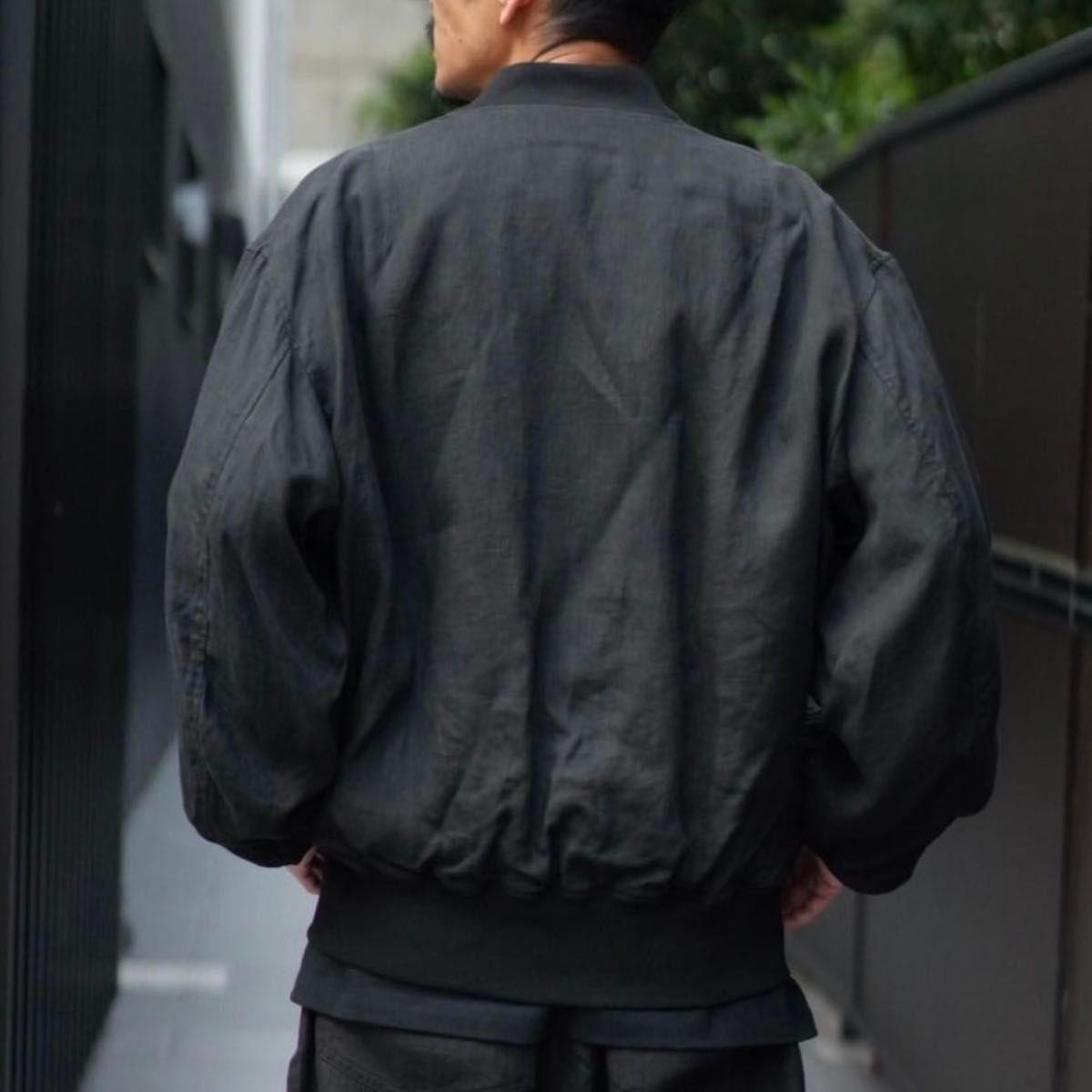 完売品 タグ付き 【24SS】 COMOLI コモリ リネンWクロスジップ 完売品 タグ付き 【24SS】 COMOLI コモリ リネンWクロスジップ