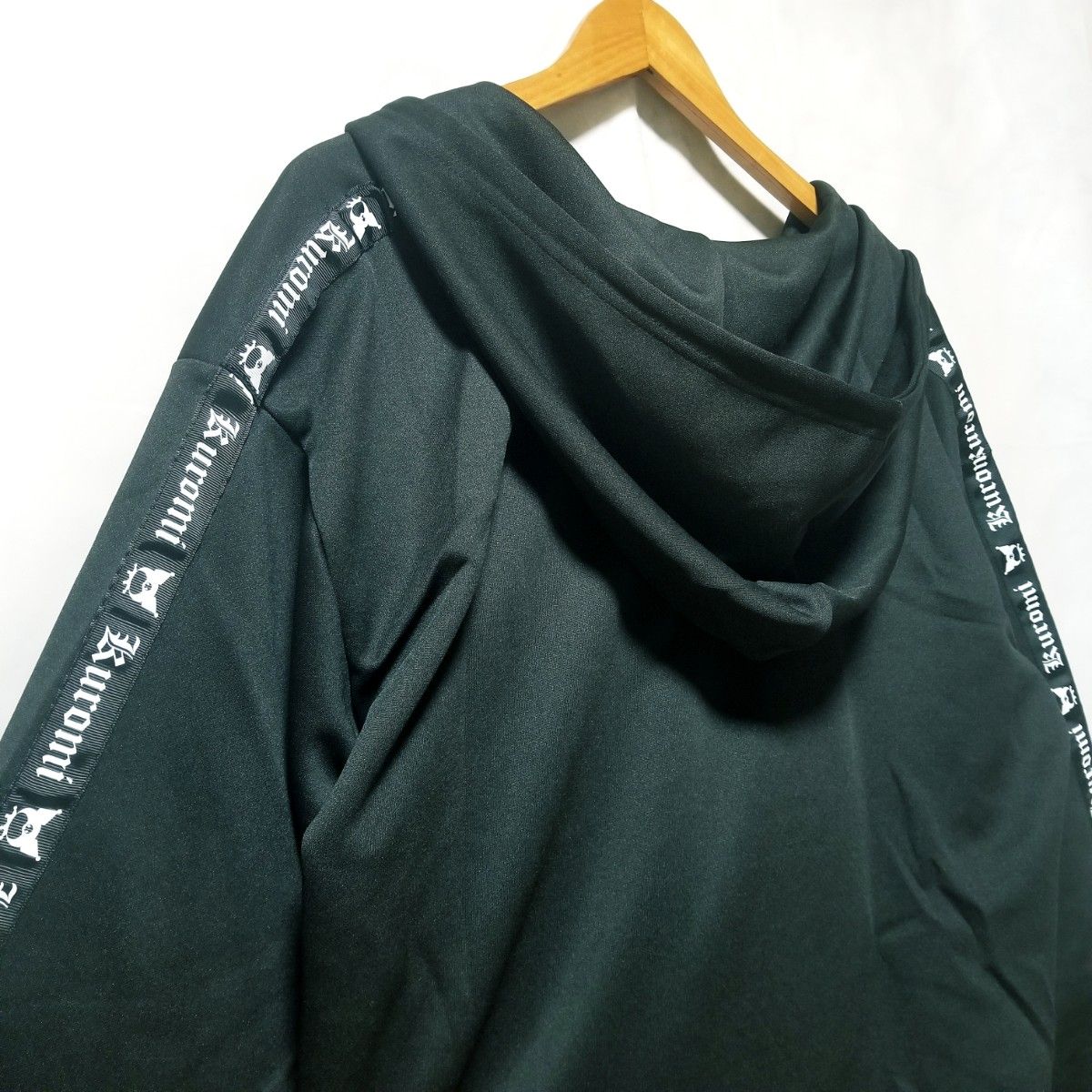 新品 くまさん パーカー クロミ 地雷 原宿 包帯 黒 地雷系 クマ 新品 くまさん パーカー クロミ 地雷 原宿 包帯 黒 地雷系 クマ