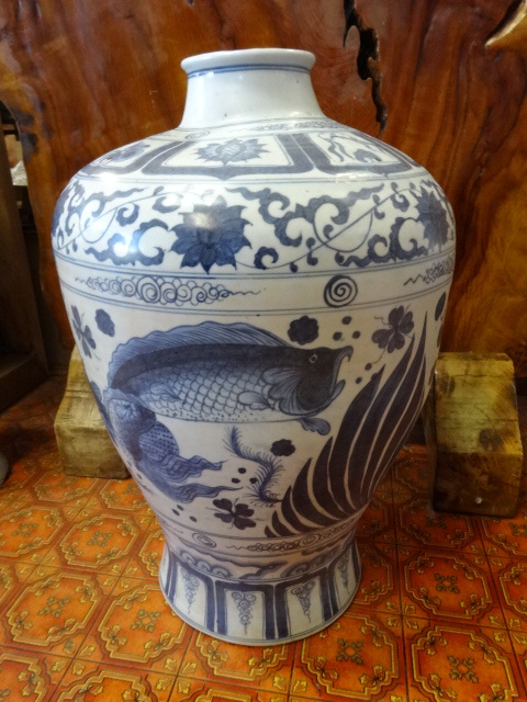 中国 陶器 壺 魚柄 高さ52センチ|アンティーク、コレクション 中国 陶器 壺 魚柄 高さ52センチ|アンティーク、コレクション