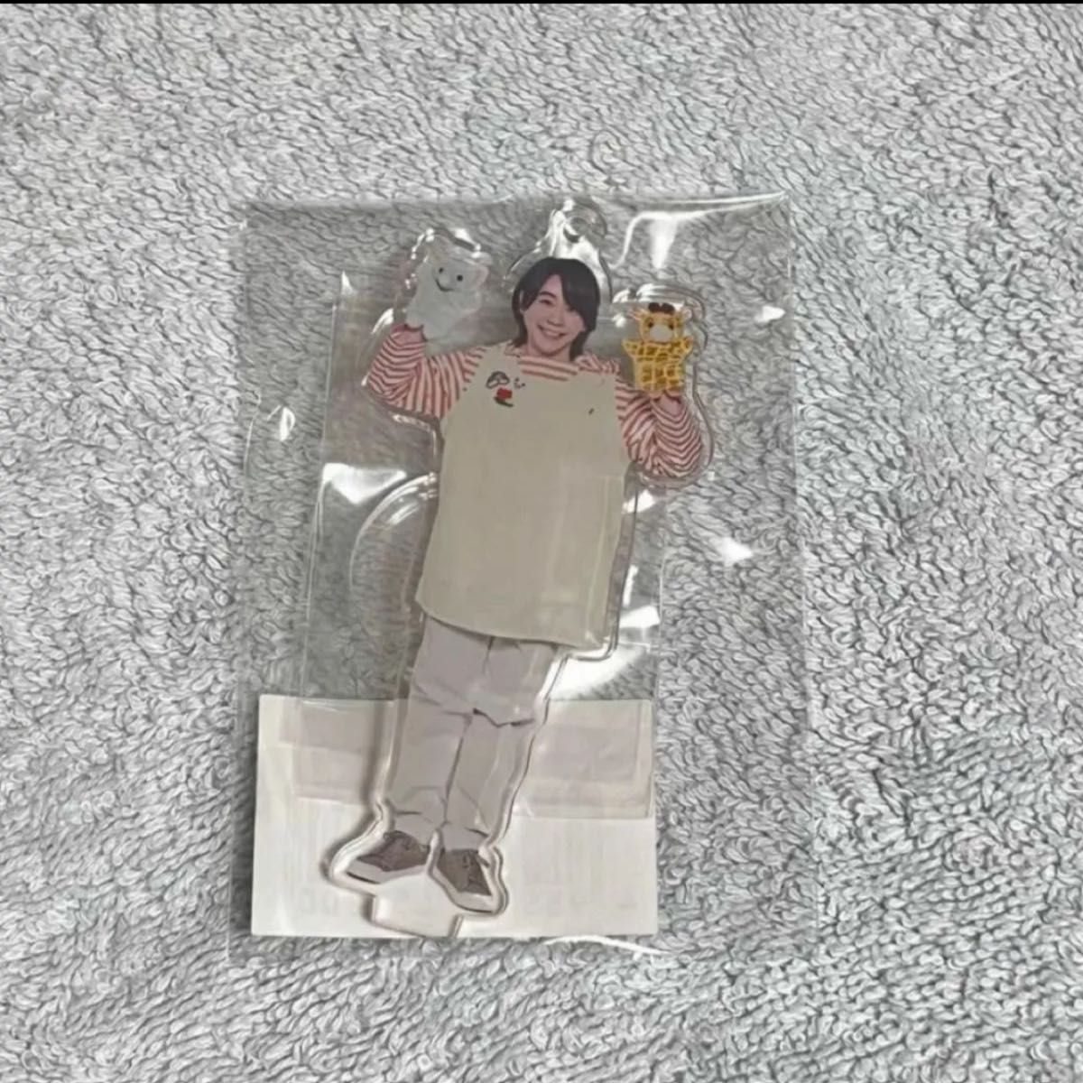 Mrs GREEN APPLE ライラック アクリルキーホルダー 大森元貴 Mrs GREEN APPLE ライラック アクリルキーホルダー 大森元貴