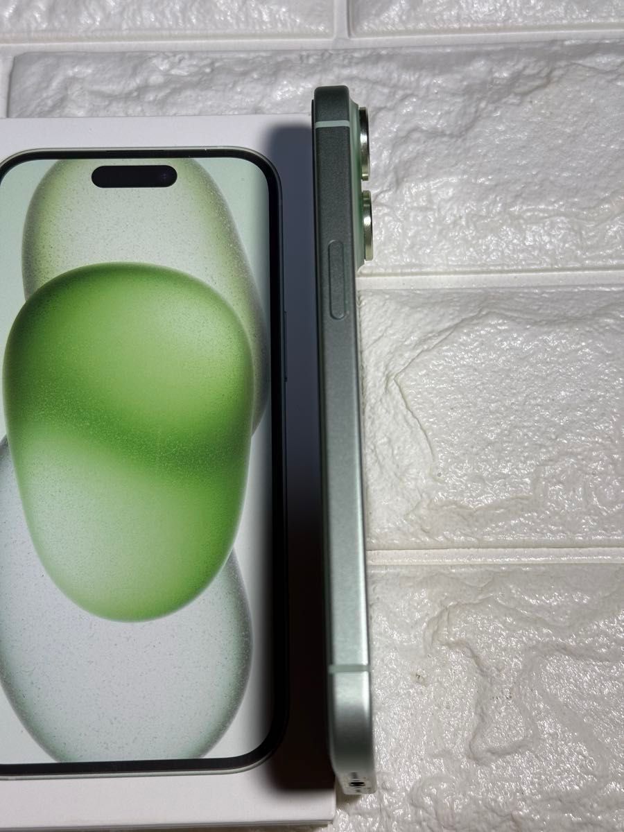 美品】Apple iPhone 15 128GB グリーン SIMフリー AppleCare+ 美品】Apple iPhone 15 128GB グリーン SIMフリー AppleCare+