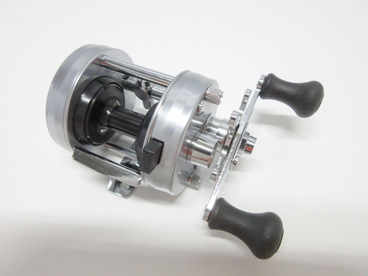20160円 ABU アブアンバサダー 2500C ミラーフィニッシュ 20160円 ABU アブアンバサダー 2500C ミラーフィニッシュ