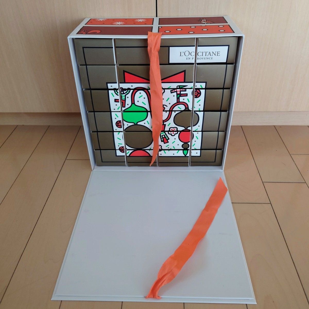 SALE ロクシタン プレミアムアドベントカレンダー 空き箱 小物 SALE ロクシタン プレミアムアドベントカレンダー 空き箱 小物