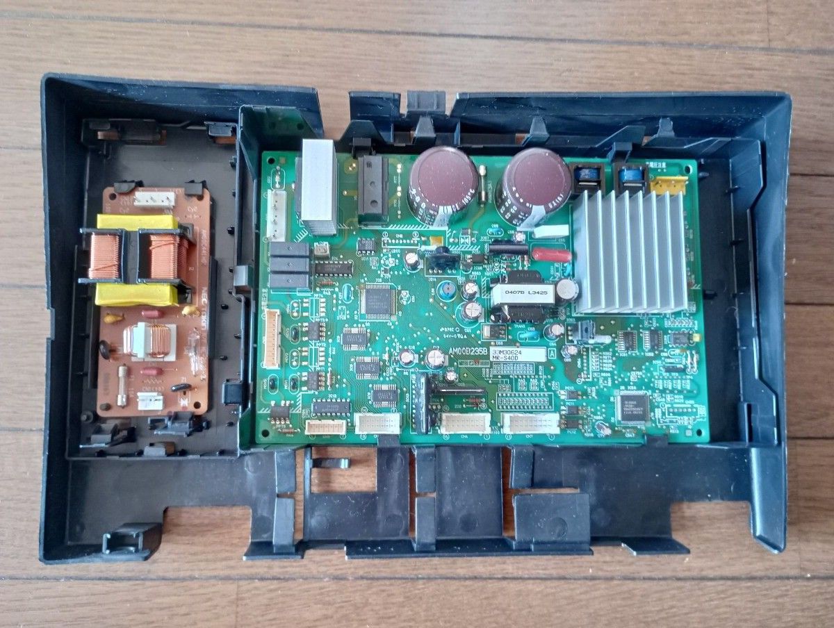 三菱冷蔵庫基板 MR-S40D ジャンク|Yahoo!フリマ(旧PayPayフリマ) 三菱冷蔵庫基板 MR-S40D ジャンク|Yahoo!フリマ(旧PayPayフリマ)