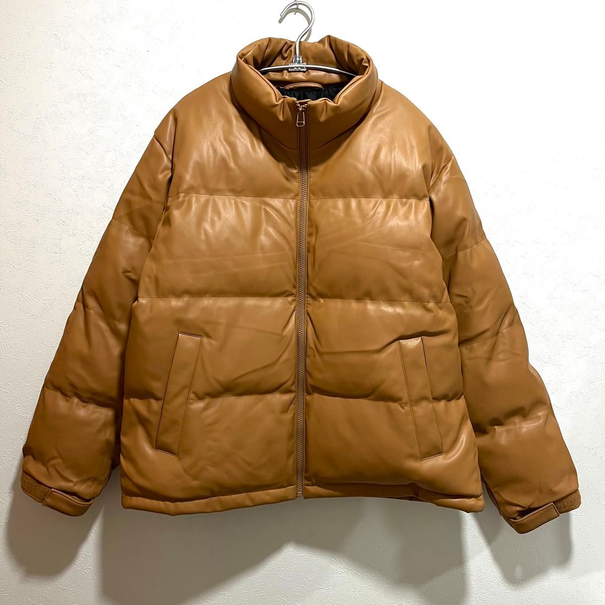 美品 GU ジーユー ヒートパデッドフェイクレザーブルゾン ダウン 美品 GU ジーユー ヒートパデッドフェイクレザーブルゾン ダウン