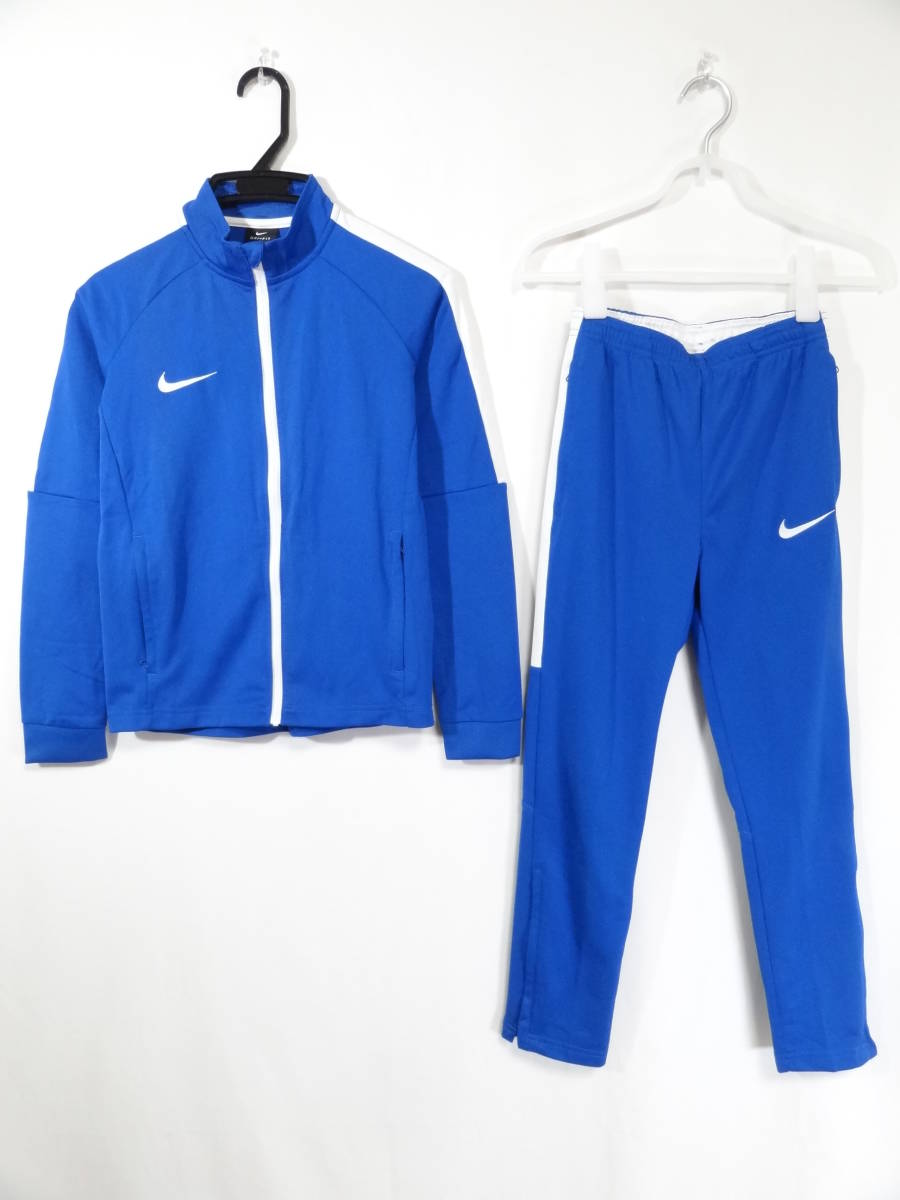 子供サッカーウェアの値段と価格推移は 98件の売買情報を集計した子供サッカーウェアの価格や価値の推移データを公開