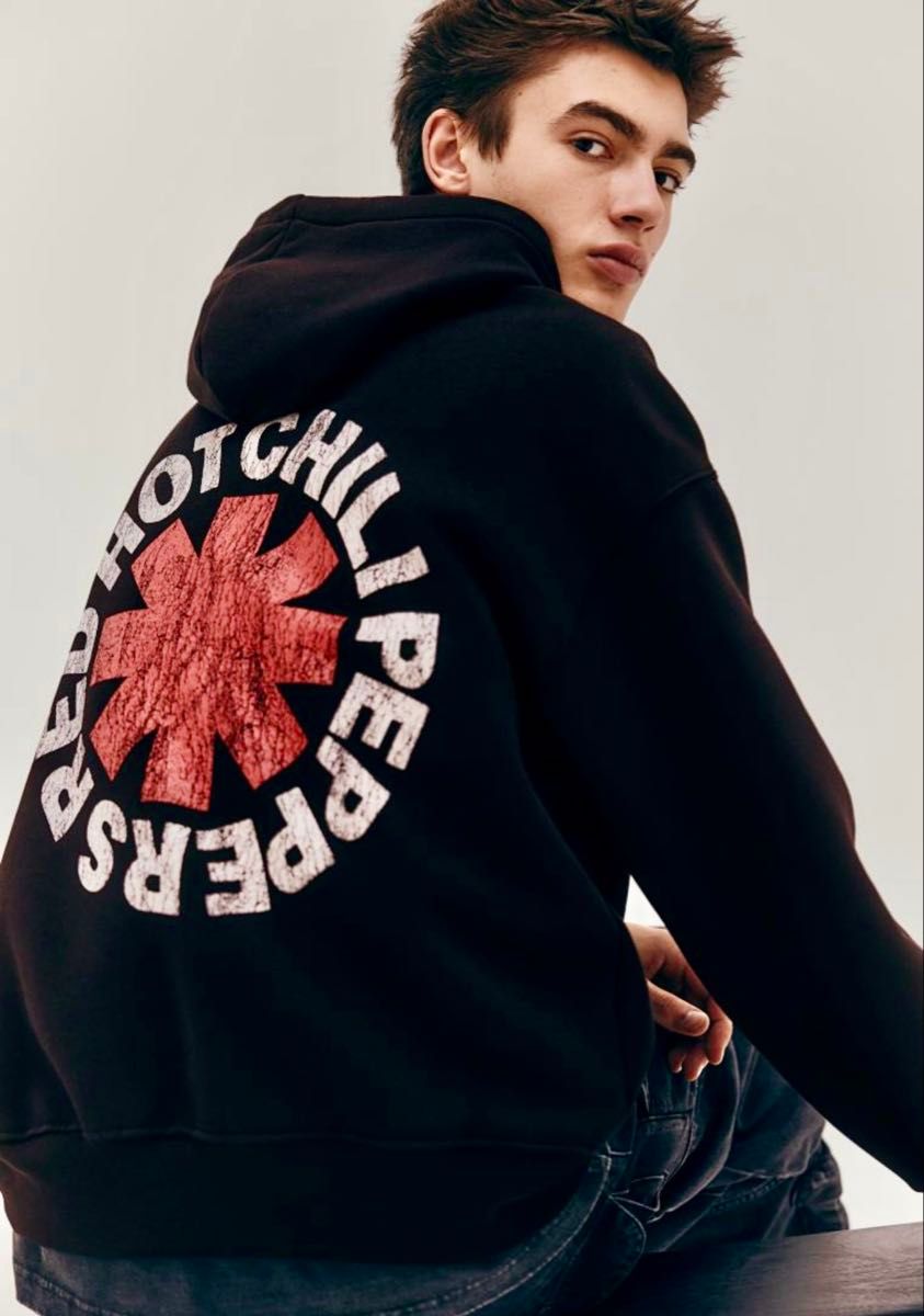 H&M RED HOT CHILI PEPPERS パーカー 黒|Yahoo!フリマ(旧 H&M RED HOT CHILI PEPPERS パーカー 黒|Yahoo!フリマ(旧