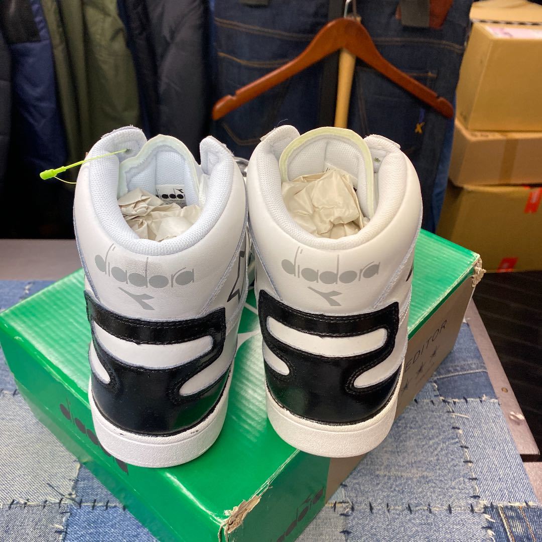 新品】THE EDITOR×diadora コラボスニーカー 41 26.0cm | bioimune.com.br