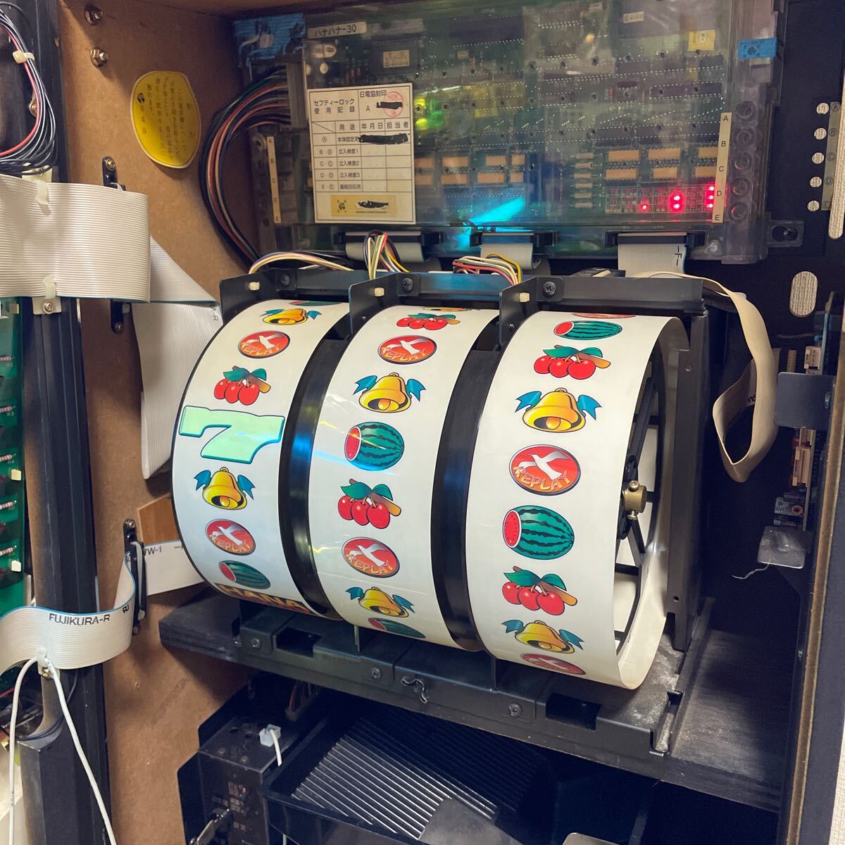 ꙳★*゜S ハナペカ パチスロ実機꙳★*゜ Yahoo!オークション - ハナハナ29Gver 裏物 パチスロ実機 4号機