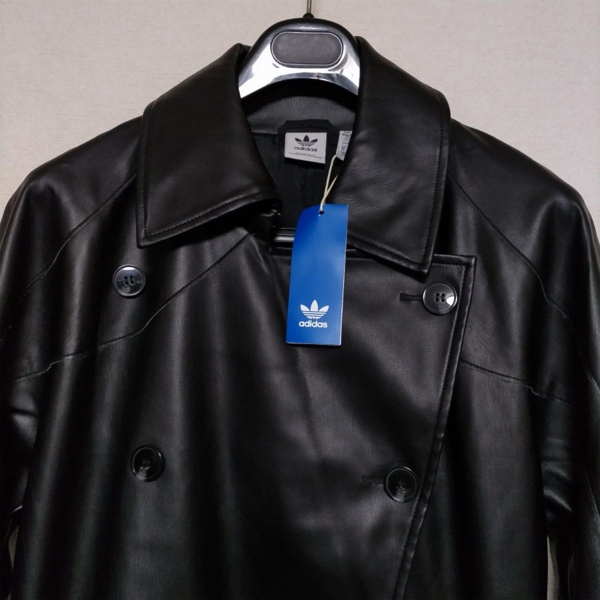 新品タグ付き adidas originals アディダス フェイクレザー 新品タグ付き adidas originals アディダス フェイクレザー