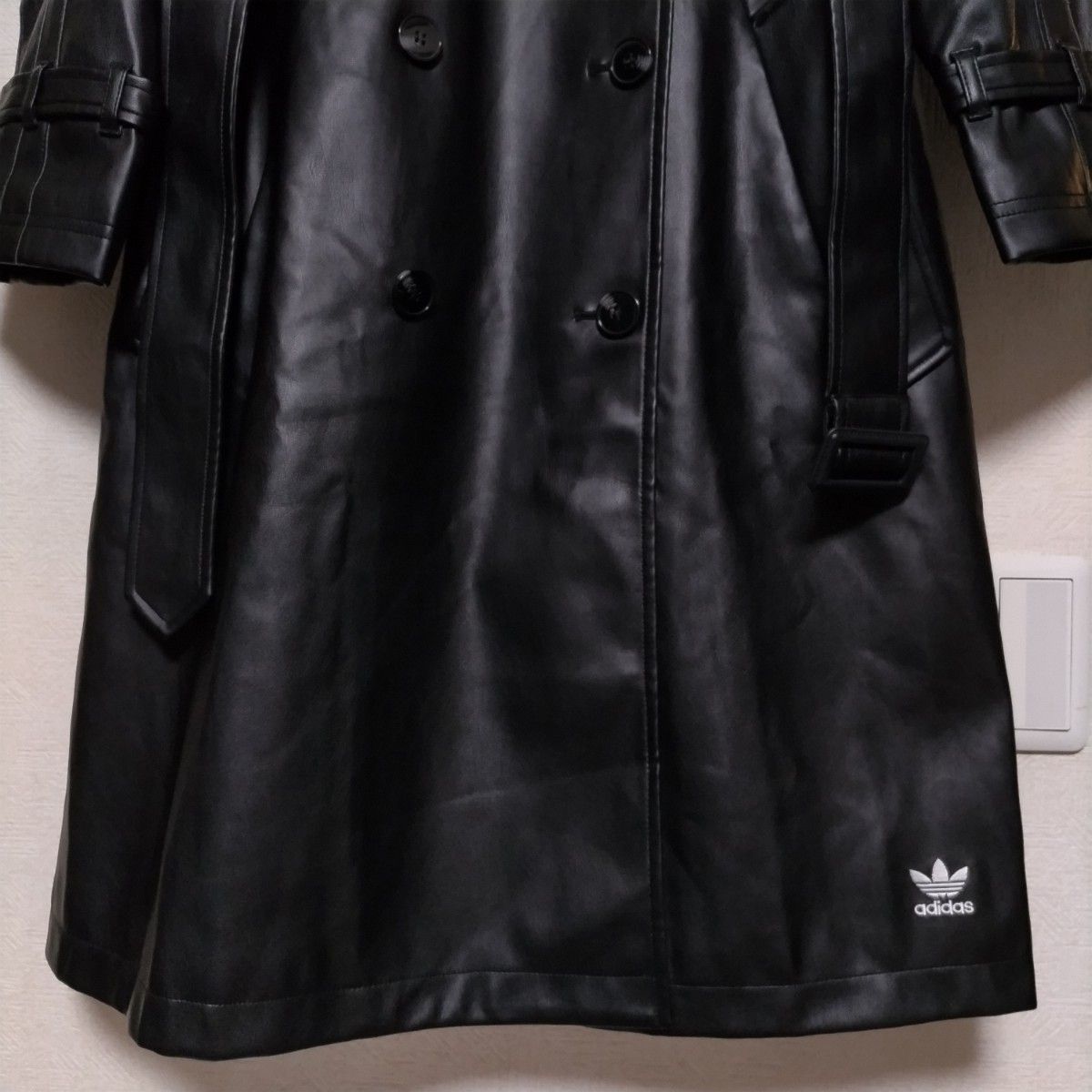 新品タグ付き adidas originals アディダス フェイクレザー 新品タグ付き adidas originals アディダス フェイクレザー