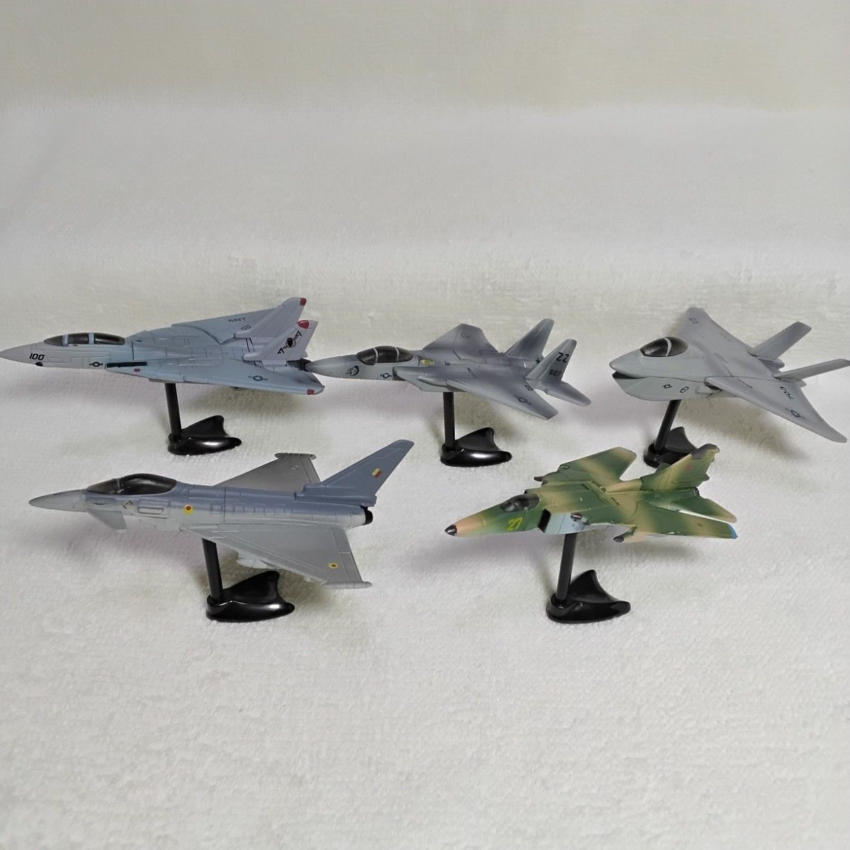 チョコエッグ 世界の戦闘機 第1弾 いろいろ F-117 零式艦上戦闘 チョコエッグ 世界の戦闘機 第1弾 いろいろ F-117 零式艦上戦闘