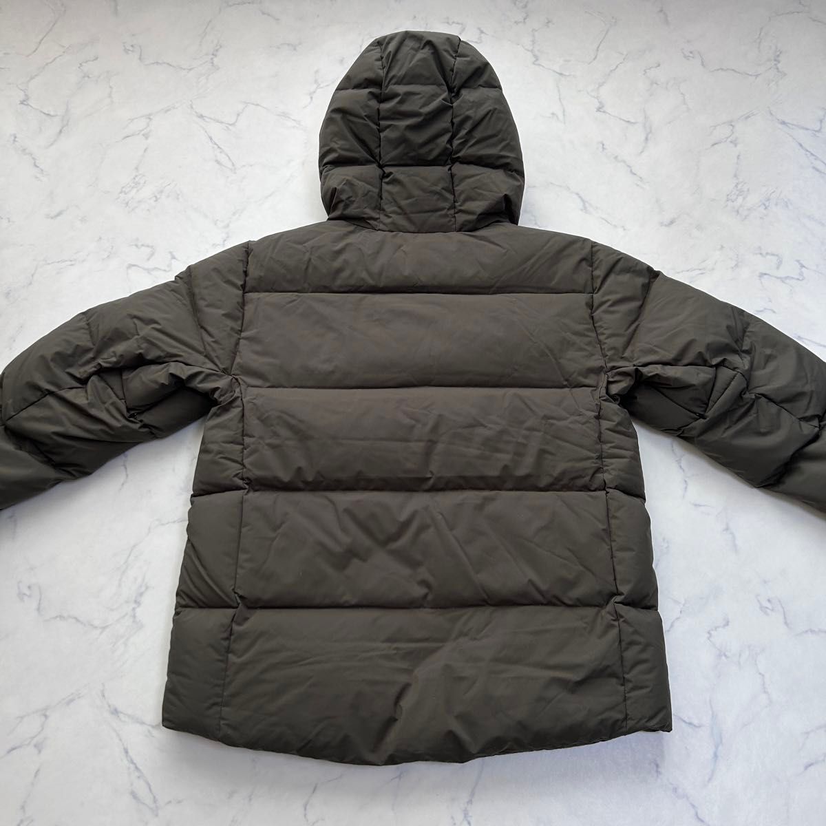 新品 TIGORA ULTIMATE ダウンジャケット スポーツウェア 2XL 新品 TIGORA ULTIMATE ダウンジャケット スポーツウェア 2XL
