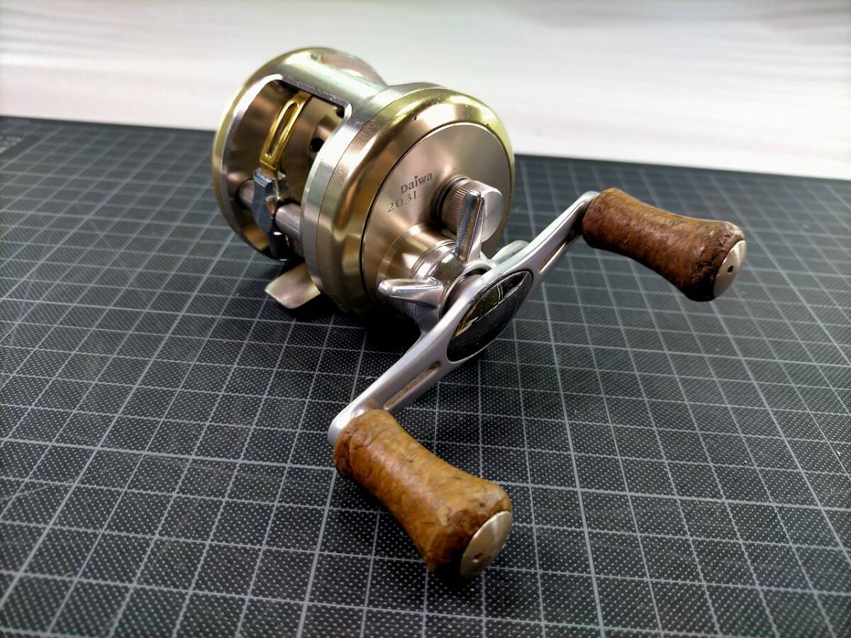 關【日本製】ダイワ ミリオネア CV-Z 203L 左 日本製 DAIWA 關【日本製】ダイワ ミリオネア CV-Z 203L 左 日本製 DAIWA