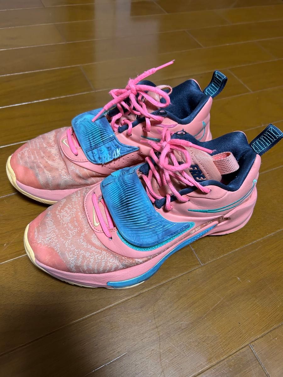freak3 ピンク 25 5cm NIKE バスケットシューズ|Yahoo!フリマ freak3 ピンク 25 5cm NIKE バスケットシューズ|Yahoo!フリマ