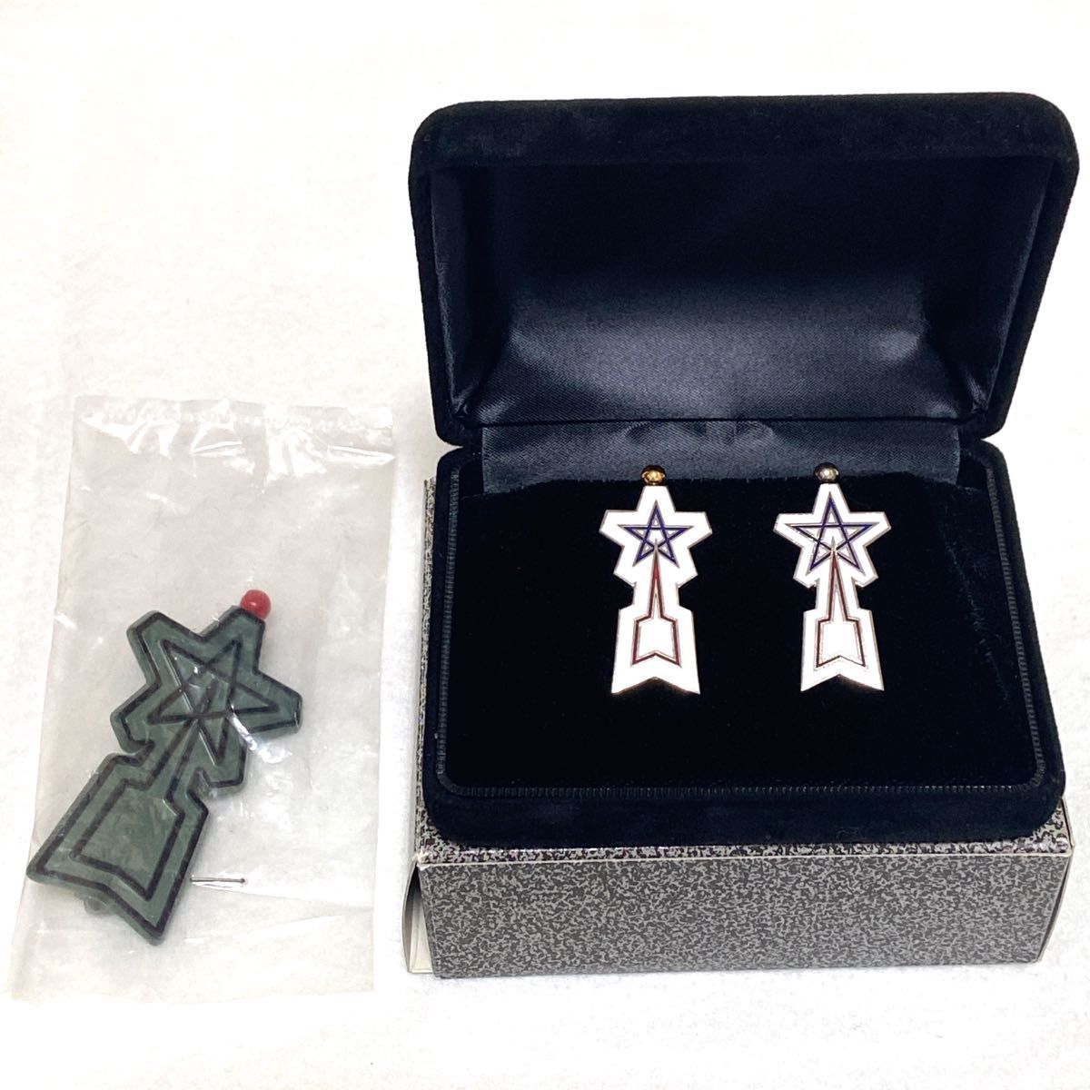 限定品】M1号 流星バッチ ウルトラ警備隊バッチ 地球防衛軍 限定品】M1号 流星バッチ ウルトラ警備隊バッチ 地球防衛軍