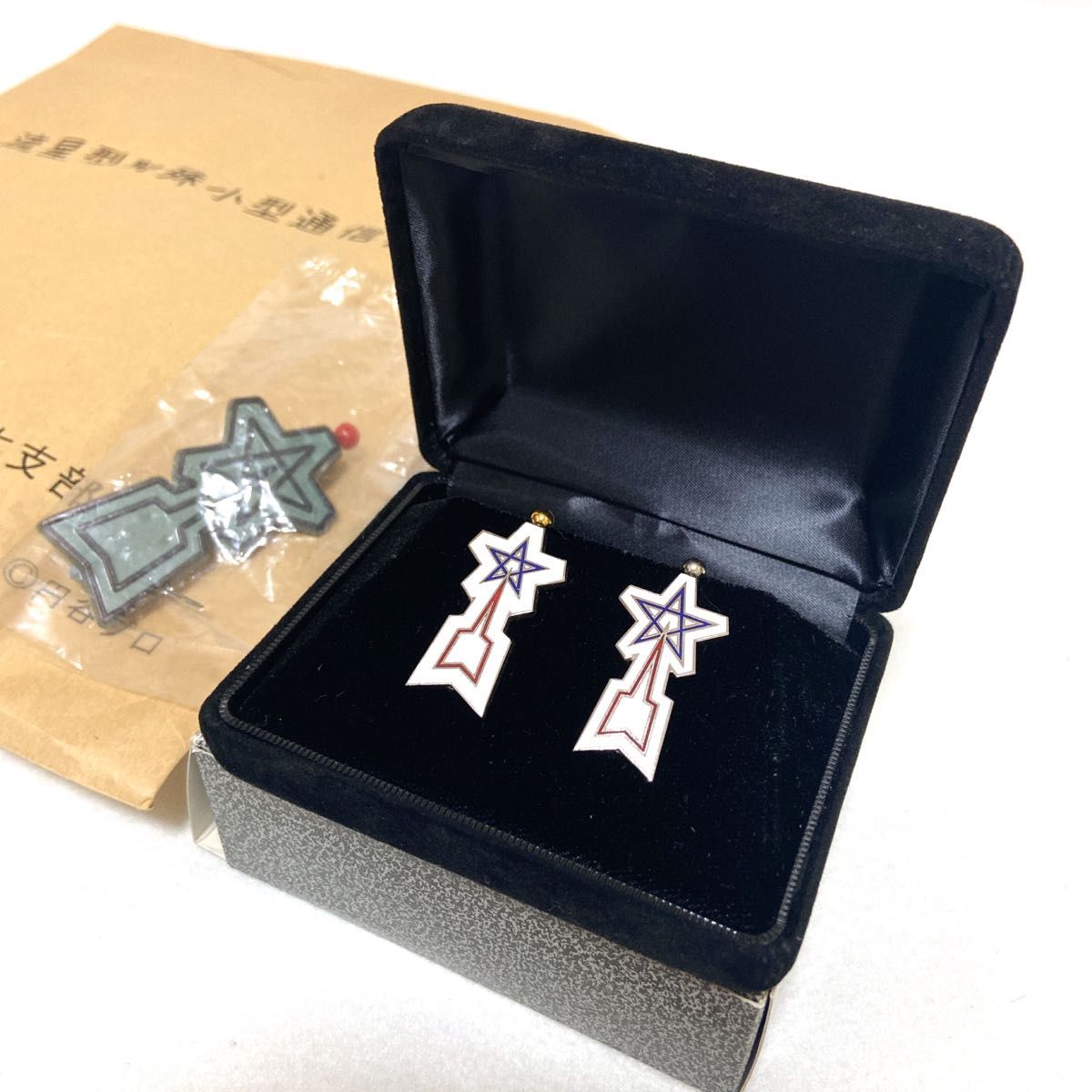 限定品】M1号 流星バッチ ウルトラ警備隊バッチ 地球防衛軍 限定品】M1号 流星バッチ ウルトラ警備隊バッチ 地球防衛軍